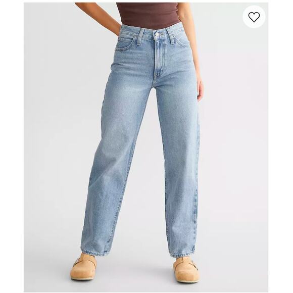 Levi's Denim - LEVI'S 94 Baggy Jeans in Light Touch Wash // 25 x 31
